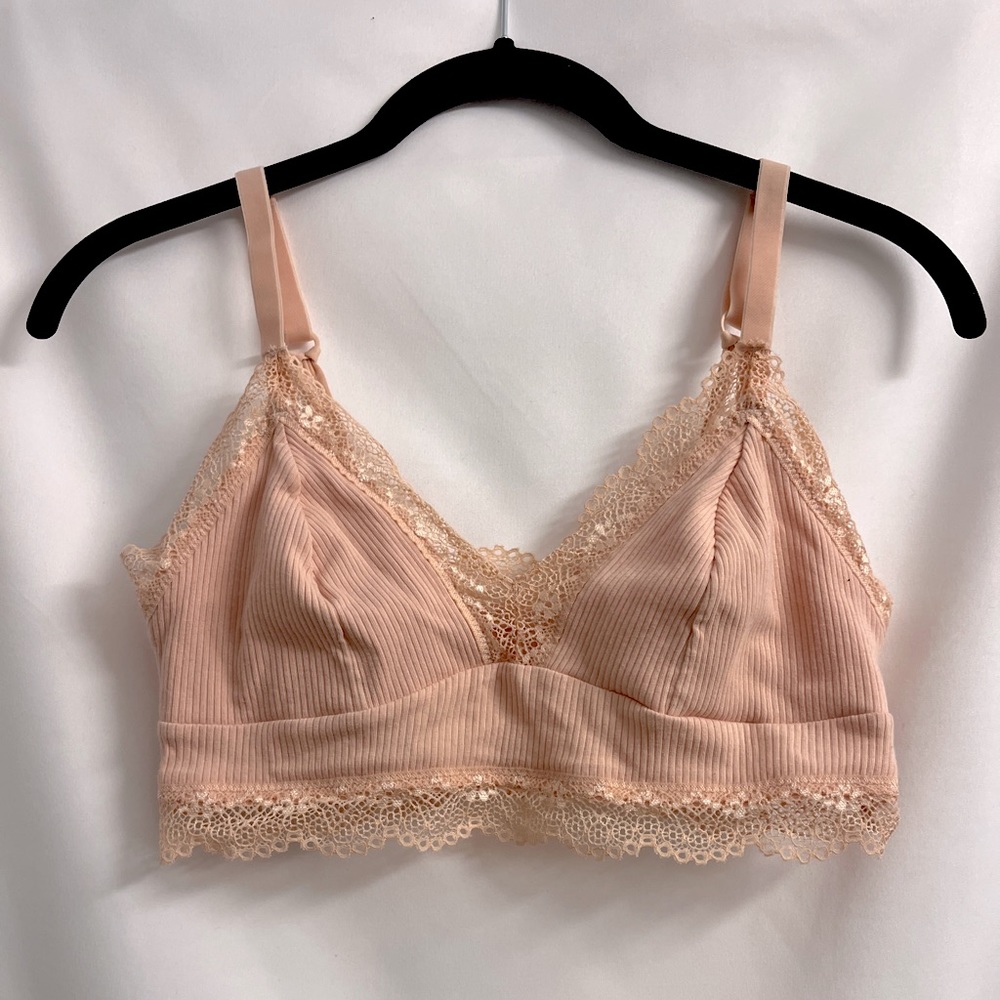 ❀3 FOR $9❀ Colsie Pink Lace Bralette